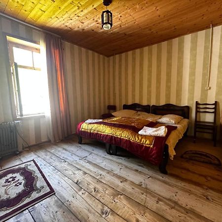 Guesthouse Angelina Ushguli Exterior photo