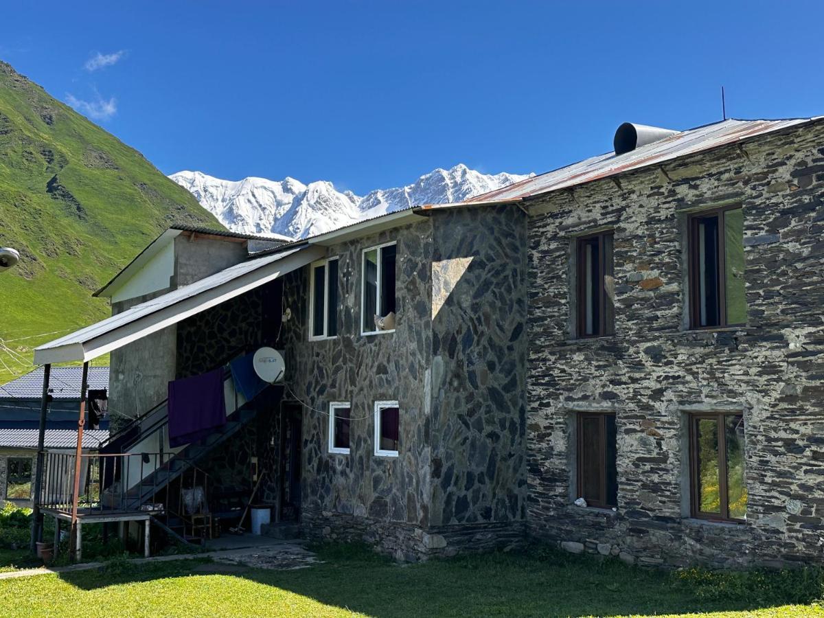 Guesthouse Angelina Ushguli Exterior photo