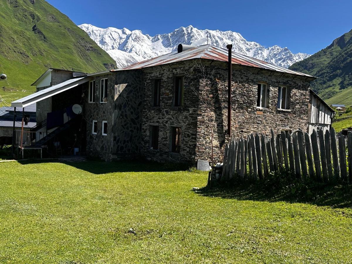 Guesthouse Angelina Ushguli Exterior photo