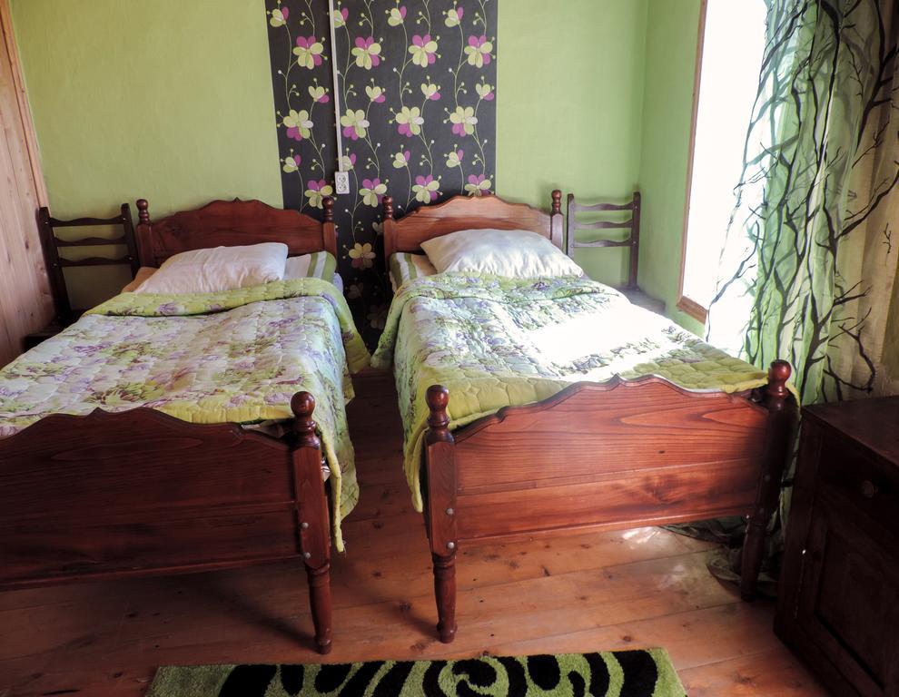 Guesthouse Angelina Ushguli Exterior photo