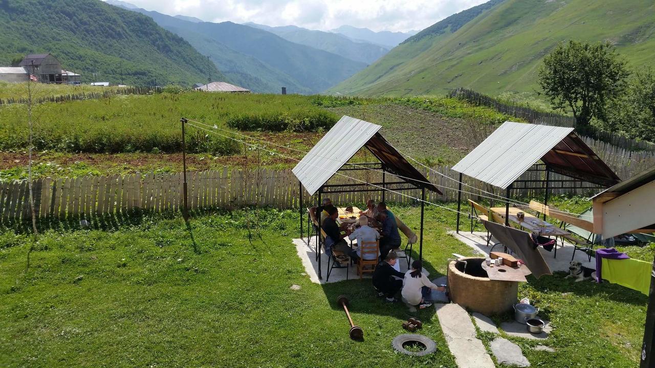 Guesthouse Angelina Ushguli Exterior photo